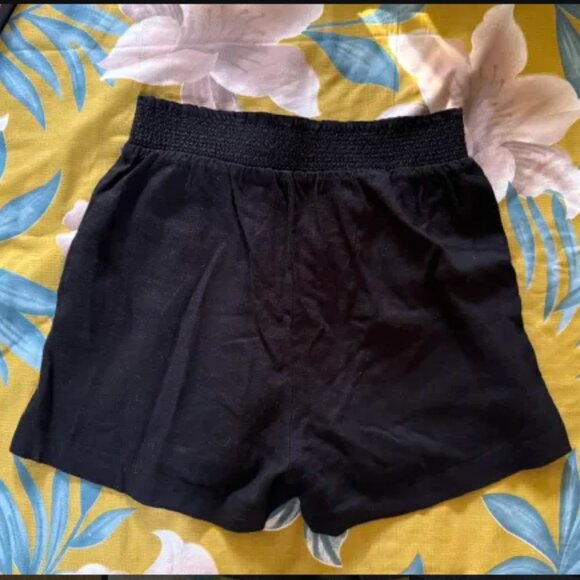 *HOST PICK* NWOT Guess Ilar Linen High-Waisted Shorts - Picture 4 of 10